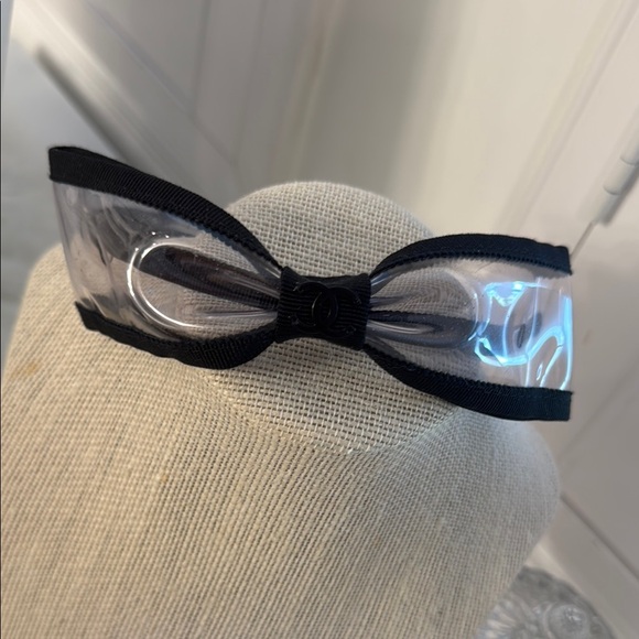 CHANEL Vintage CC Black & Clear Bow Headband - Picture 1 of 6